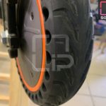 Elektrokoloběžka bezdušová pneumatika